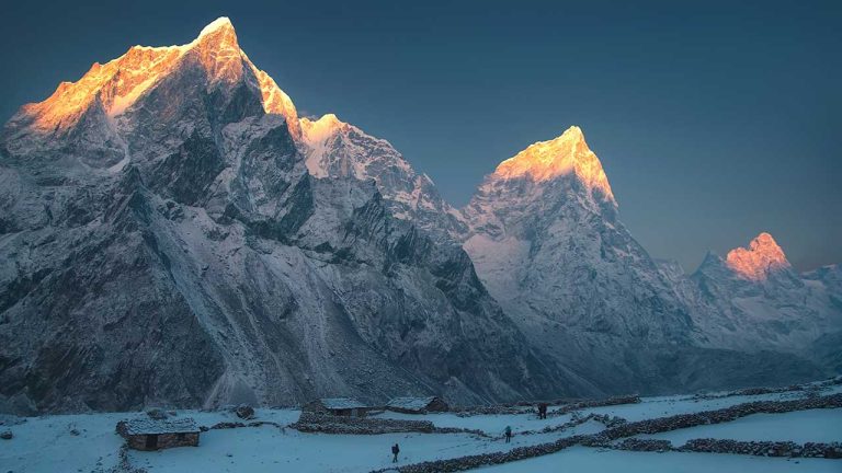 Lobuche Peak Climbing In September